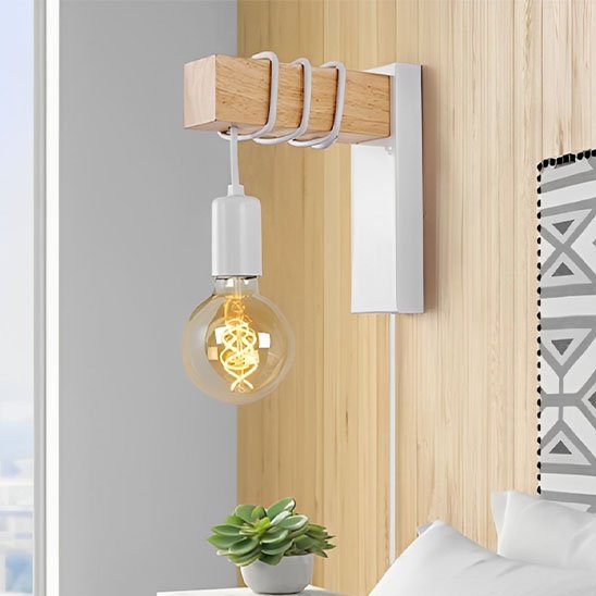 applique mural blanc sur mur couleur bois